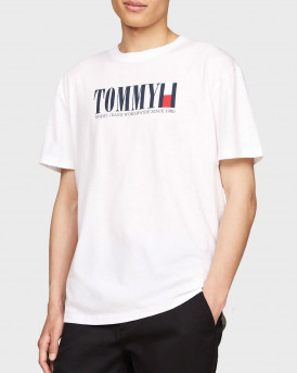 TOMMY HILFIGER TOMMY DNA FLAG ΑΝΔΡΙΚΗ ΜΠΛΟΥΖΑ ΚΟΝΤΟΜΑΝΙΚΗ - DM0DM18533 - ΑΣΠΡΟ